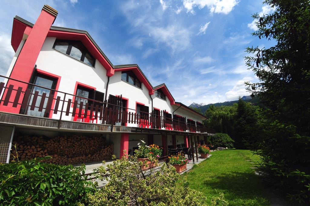 Residence Eden Park Aosta Eksteriør bilde